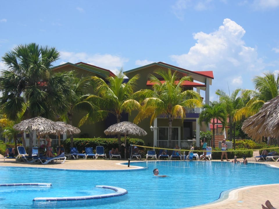 Bungalow-Anlage mit Pool  Iberostar Origin Taínos