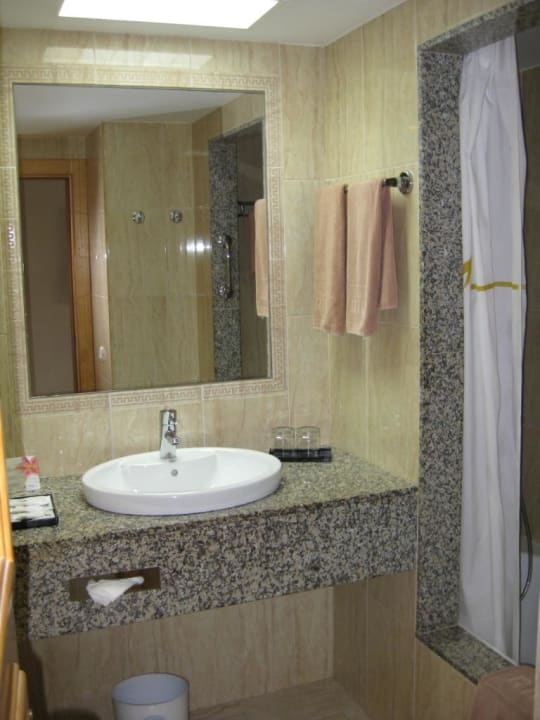 Badezimmer Hotel Riu Paraiso Lanzarote