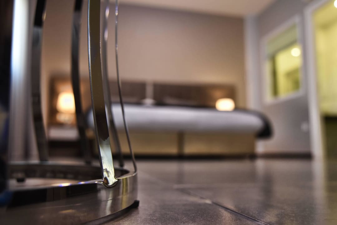 Details The Rise Hotel