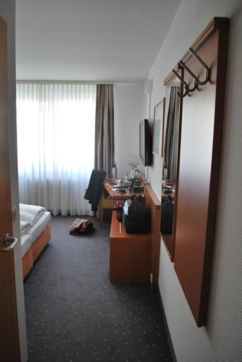 Blick ins Zimmer Hotel München City Center affiliated by Meliá