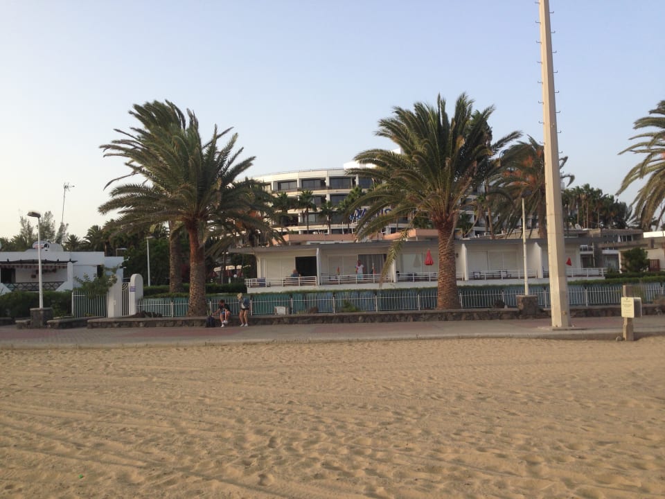 Außenansicht Hotel Chiripa