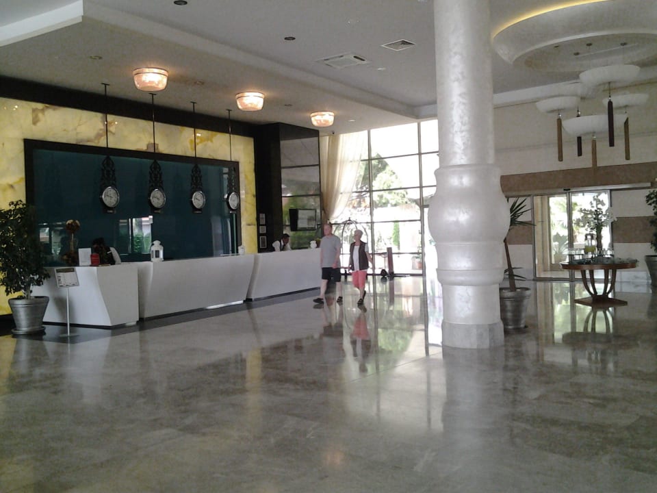 Rezeption Paloma Pasha