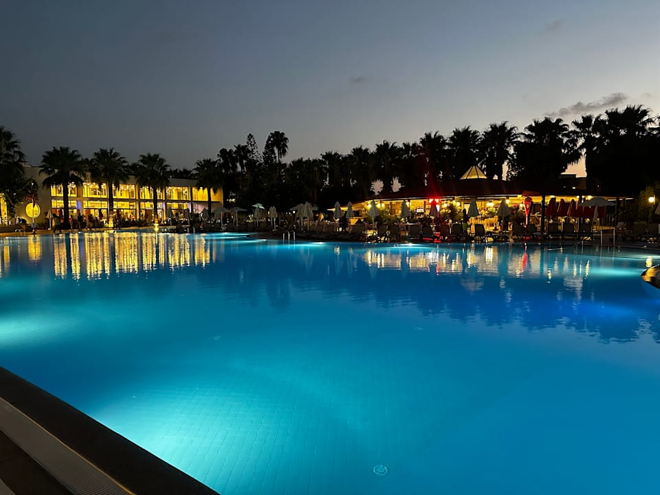 Pool VONRESORT Golden Beach