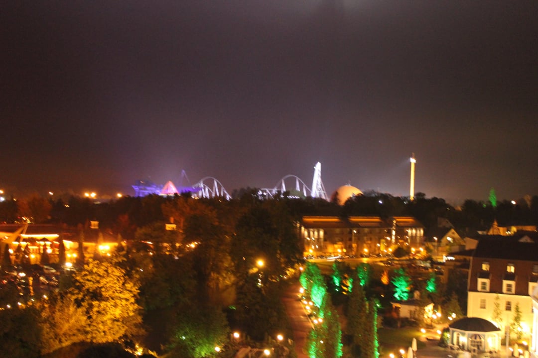 Blick zum Europa Park Hotel Bell Rock Europa-Park