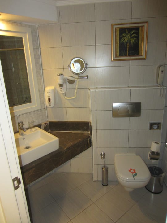 Badezimmer Alba Queen Hotel