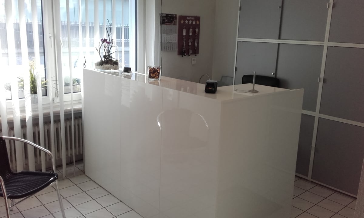 Lobby Hotel Merlin Garni