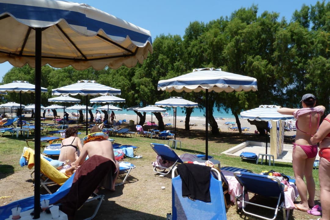 Przejście między basenami a plażą Doreta Beach Resort & Spa