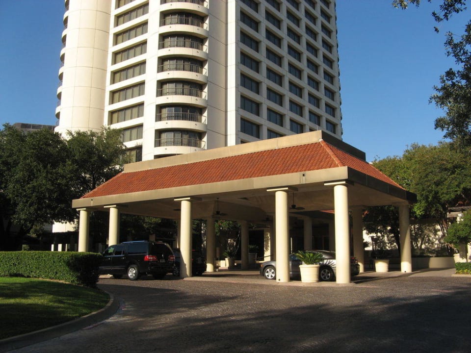 Zufahrt Hotel Omni Mandalay at Las Colinas