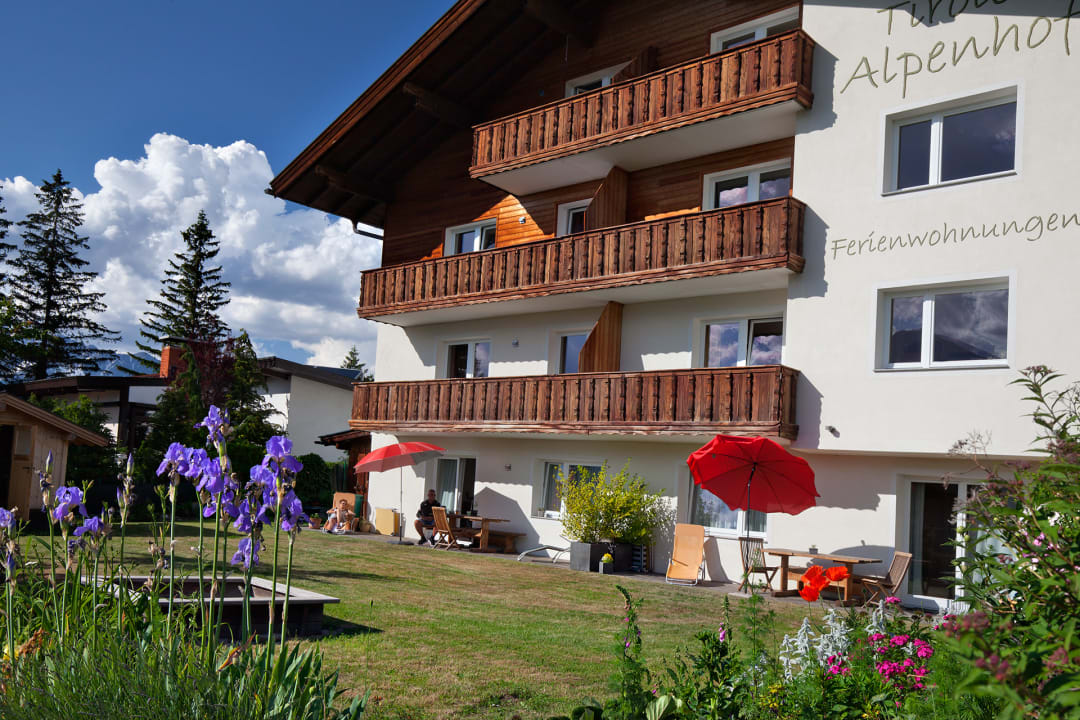 Gartenanlage Hotel Tiroler Alpenhof