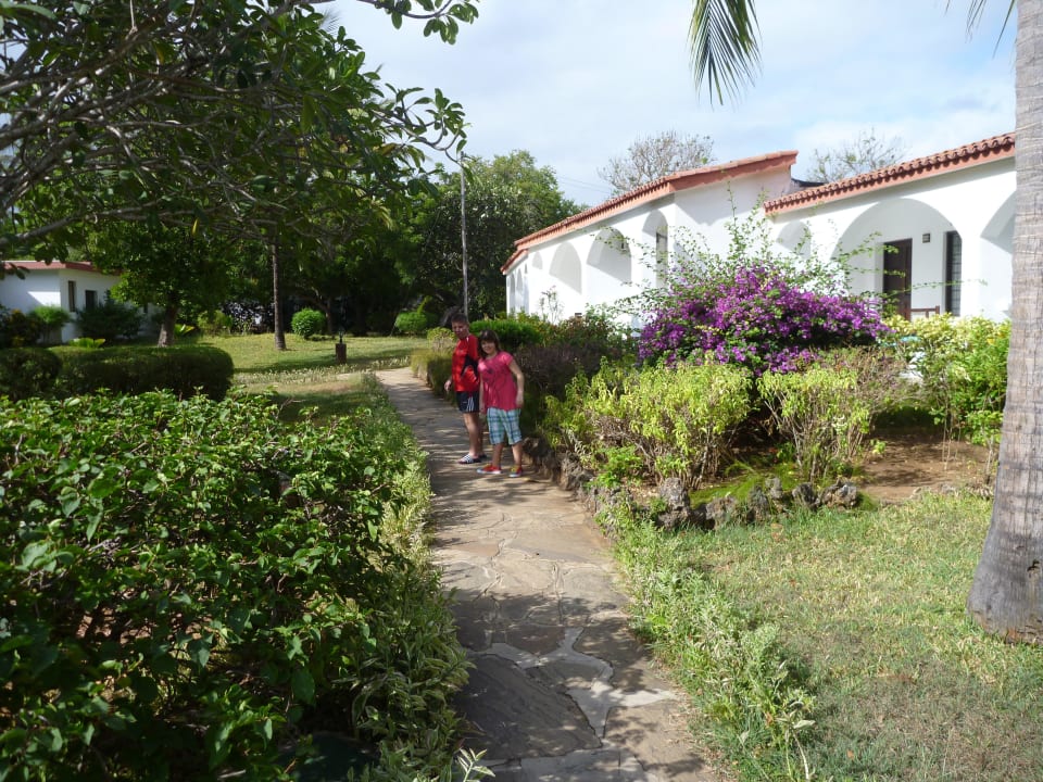 Der Weg zum Zimmer Hotel Diani Sea Lodge