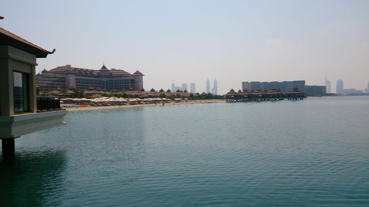 Ebenfalls von den Overwater-Villen... Anantara The Palm Dubai Resort