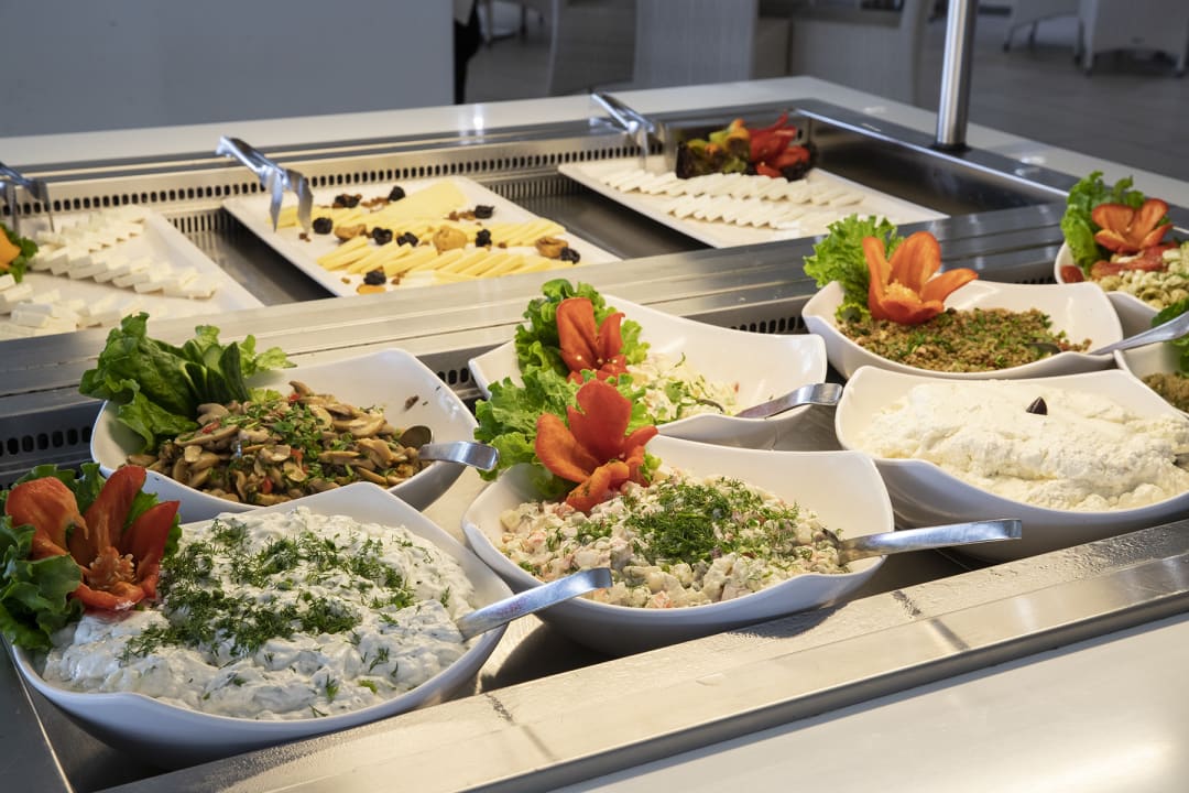 Gastro Olympian Bay Grand Resort