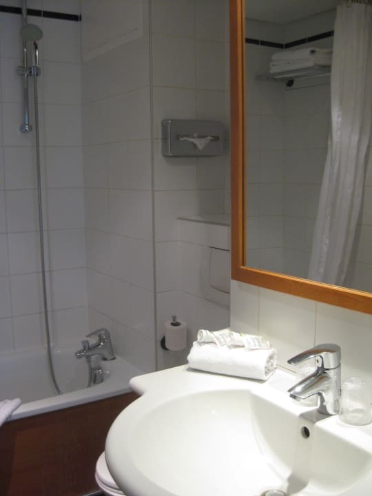 Bad Mercure Paris Montparnasse Raspail