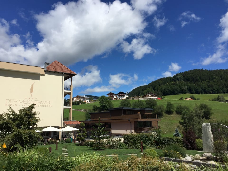 Blick aufs Hotel im Sommer 2017 Hotel Der Mesnerwirt