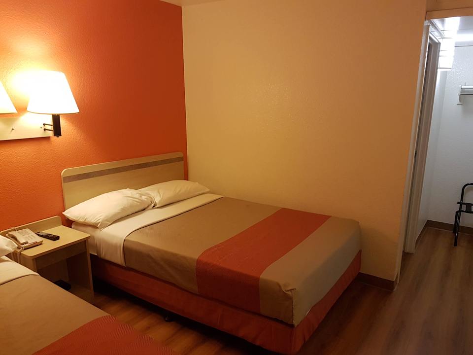 Schlafen Motel 6 Mojave