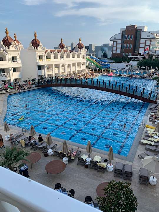 Pool Oz Hotels Side Premium