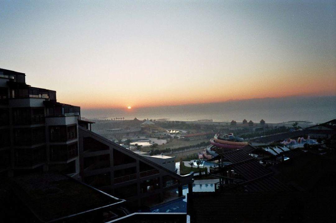 Lever du soleil Limak Lara Deluxe Hotel & Resort