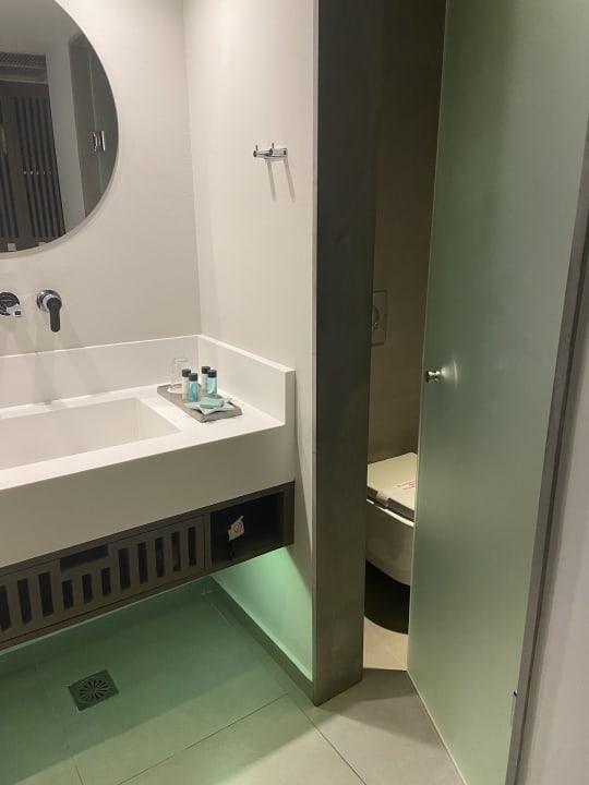 Zimmer Kakkos Beach Hotel