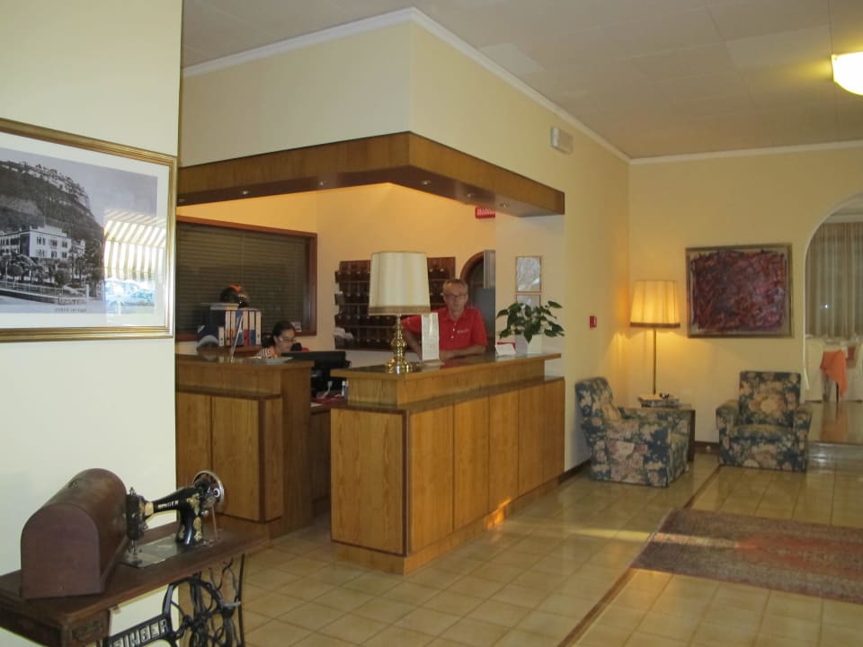Rezeption Hotel Terminus & Garda