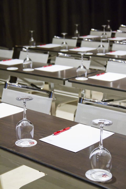 Salones de eventos Ilunion Aqua 3