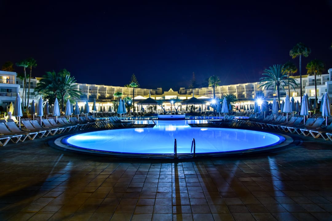 Pool Hotel Riu Paraiso Lanzarote