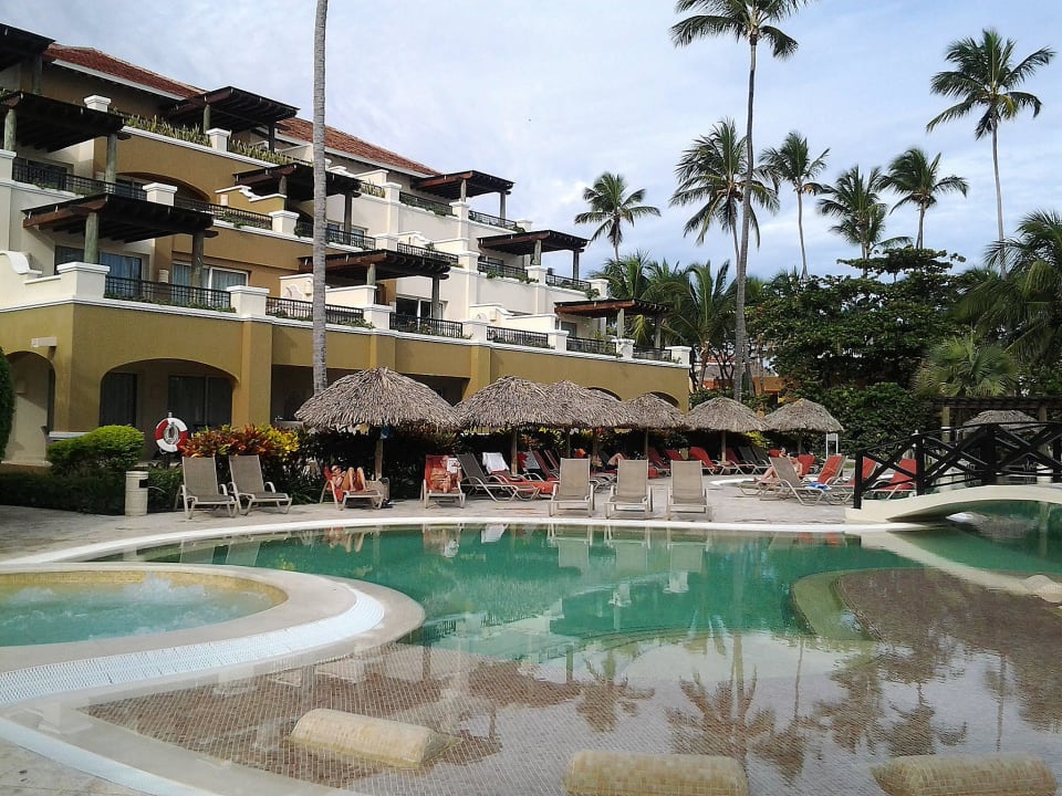 VIP-Pool am Strand Dreams Royal Beach Punta Cana