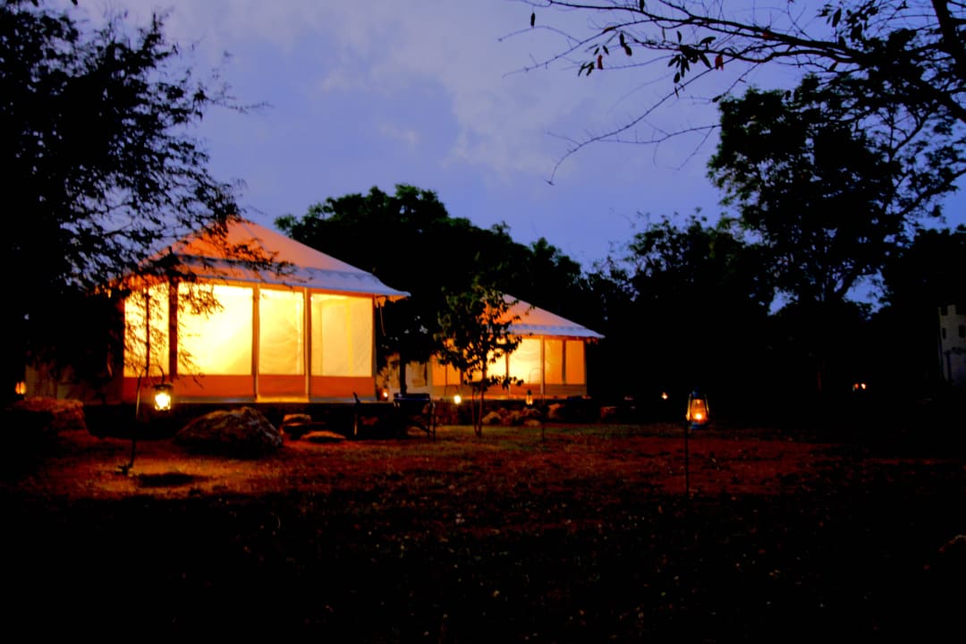 Luxury Tented accommodation The Yala Adventure