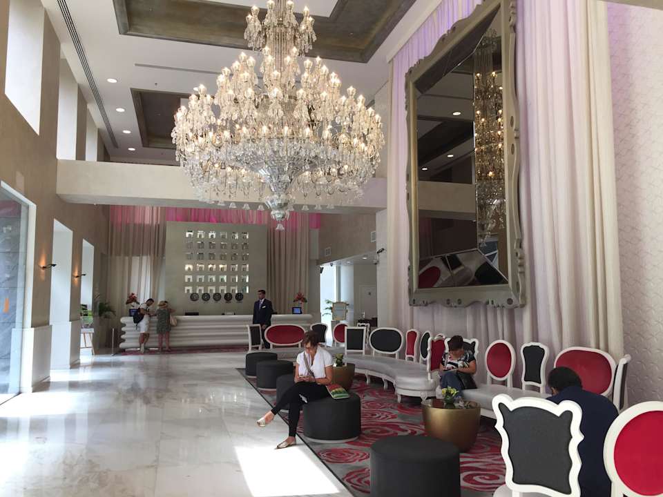 Lobby The Tower Plaza Hotel Dubai