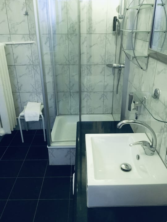 Zimmer Hotel Monopol