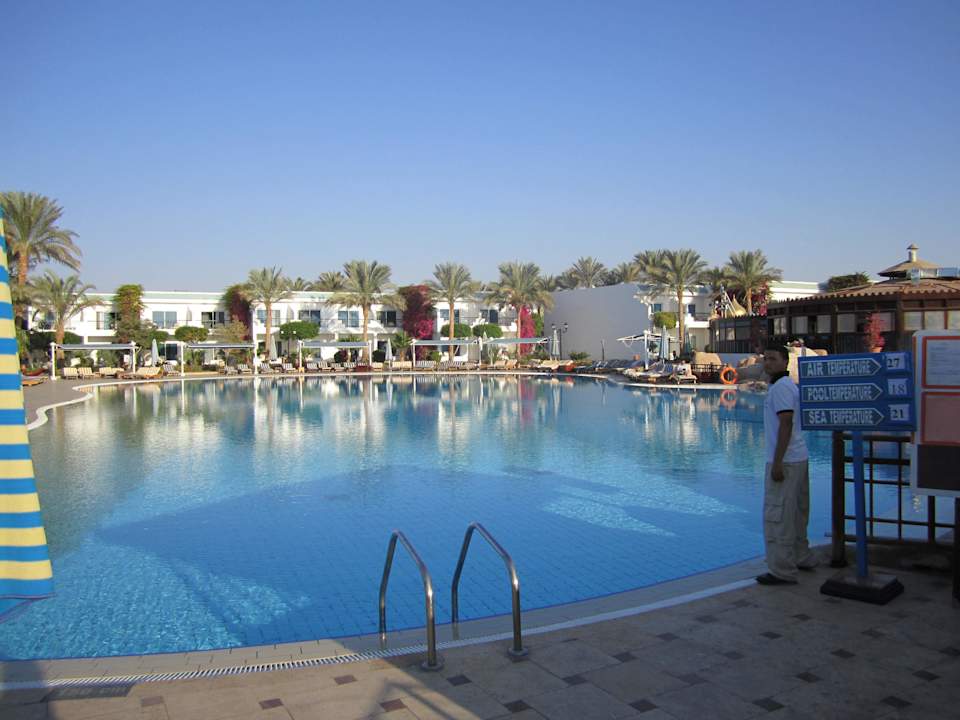 Pool Sultan Gardens Resort