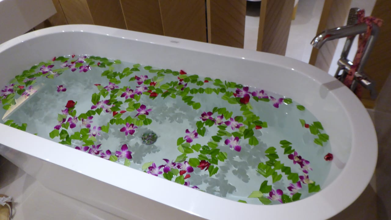 Zimmer Ramada Resort by Wyndham Khao Lak