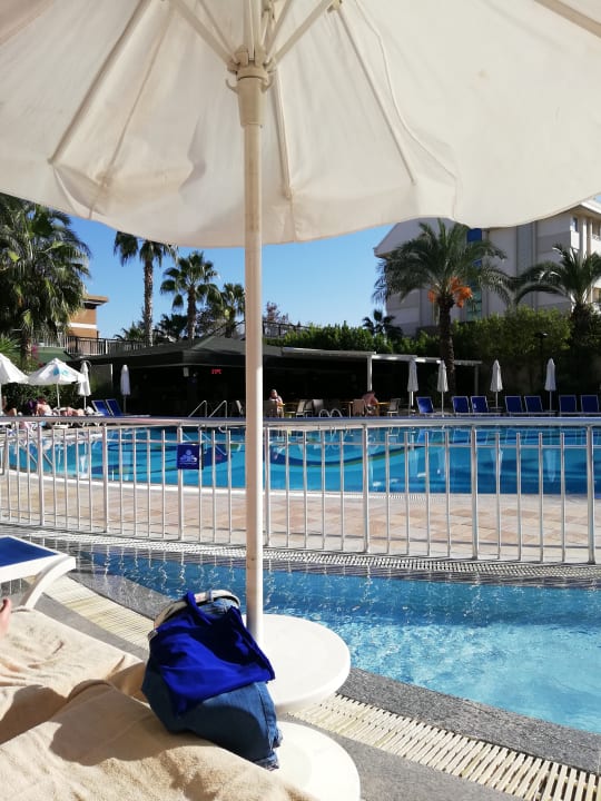 Pool Calimera Hane Garden