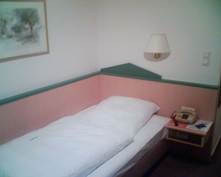 Hotelzimmerbett Hotel zum Adler
