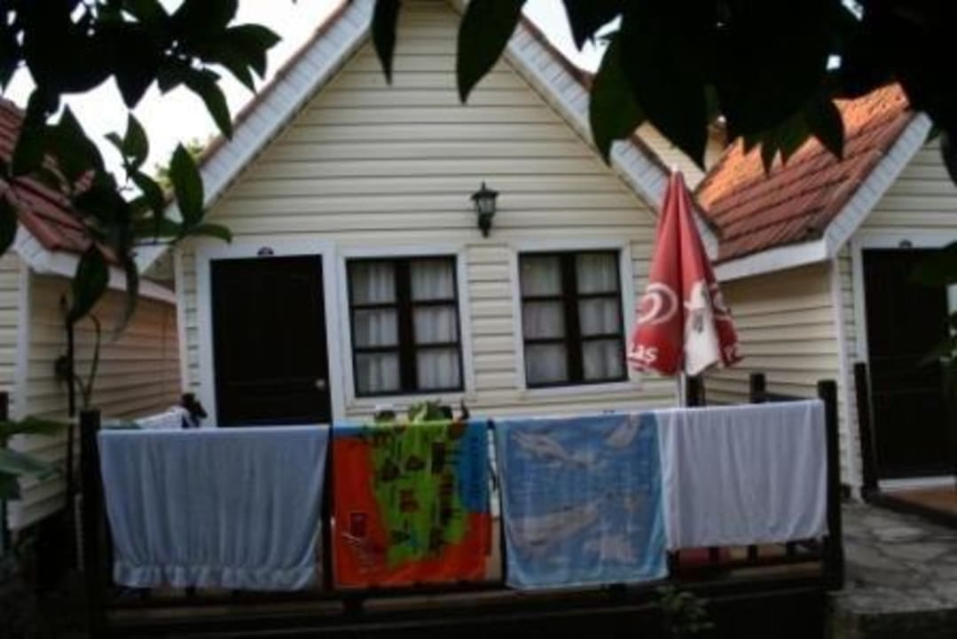 Bungalow mit Klima/ Heizung, und "Wäscheleine" Clover Magic Nova Beach