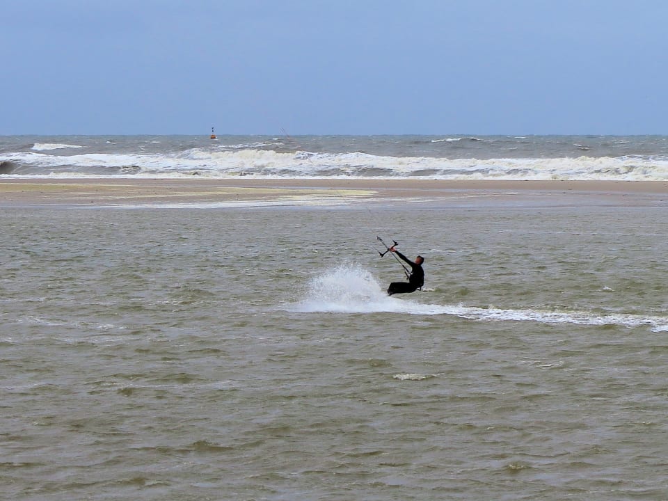 Strand Kussengevecht Dünenvilla
