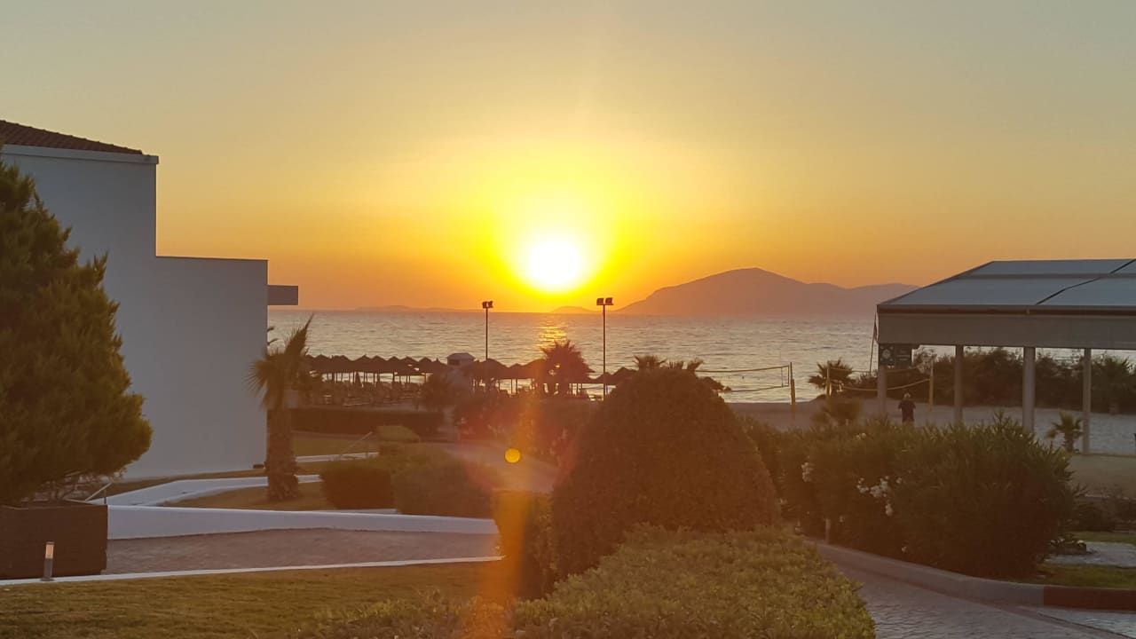 Strand Atlantica Marmari Palace