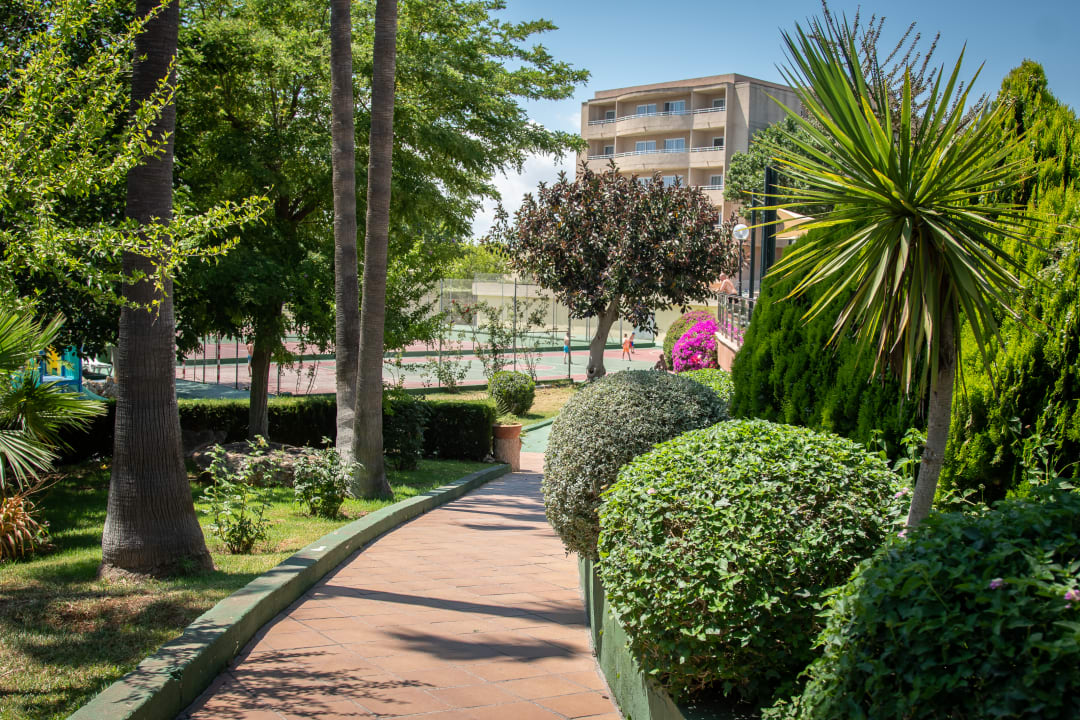 Außenansicht Hotel Club Cala Romani