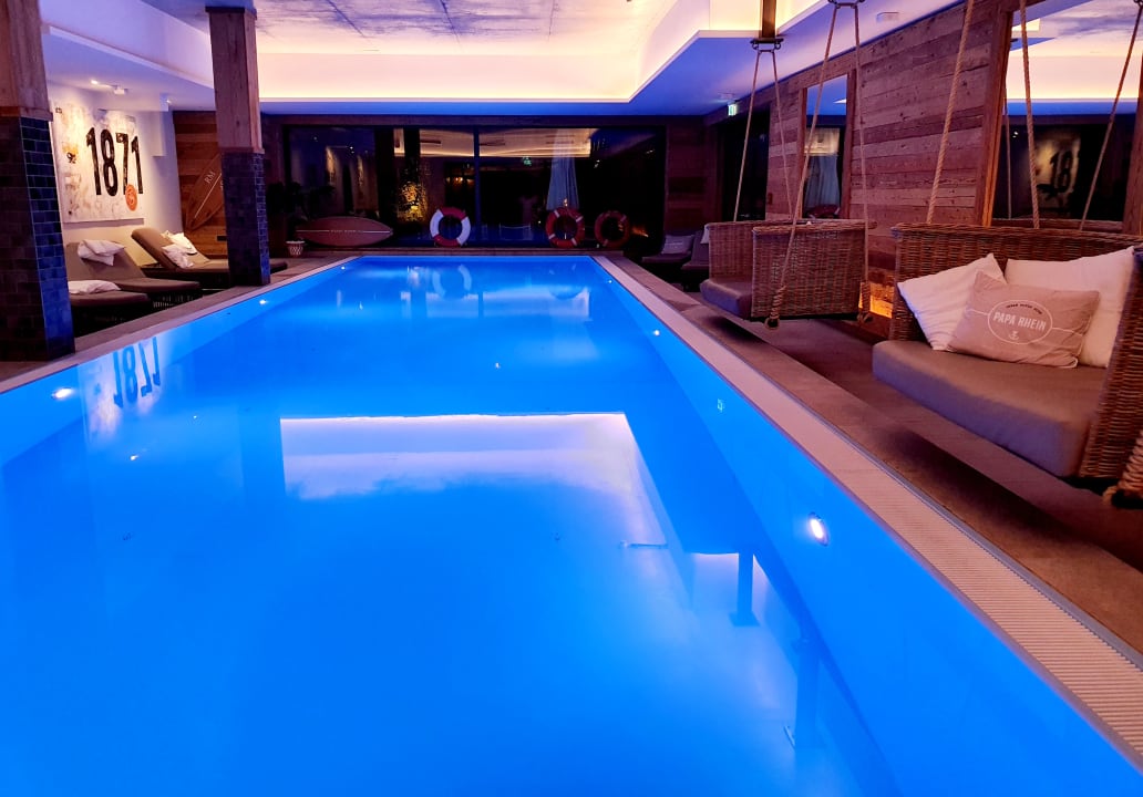 Pool PAPA RHEIN - Hotel & Spa
