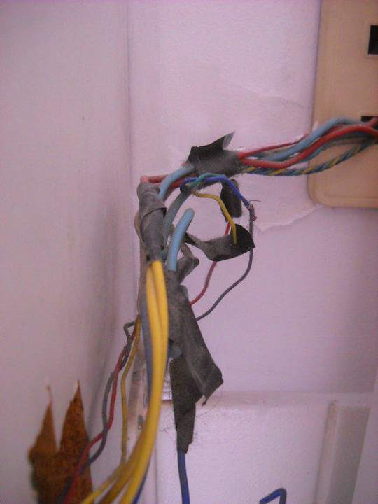 Verkabelung des Kühlschranks Mercure Hotel Sao Paulo Funchal