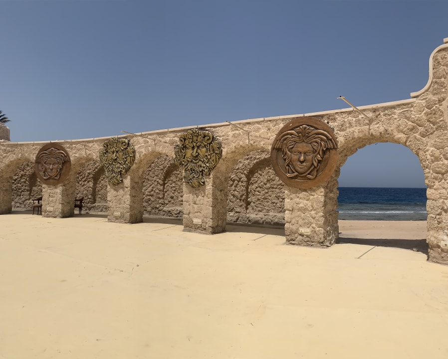 Außenansicht Pickalbatros Citadel Resort