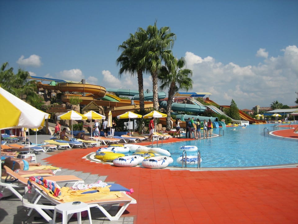 Aquapark VONRESORT Golden Beach