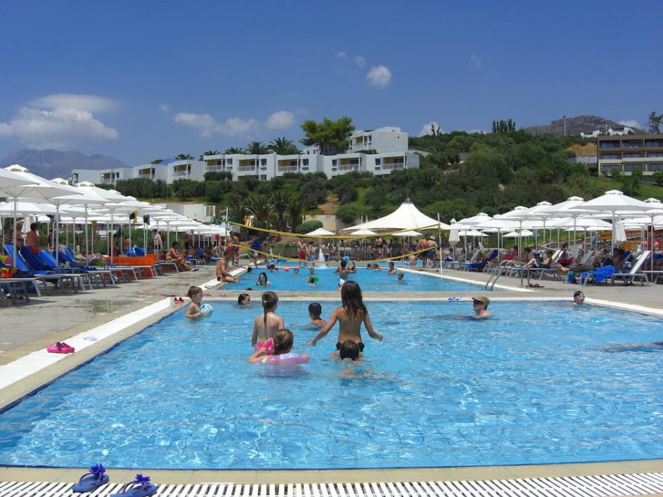Schöne Poolanlage Atlantica Mikri Poli Crete