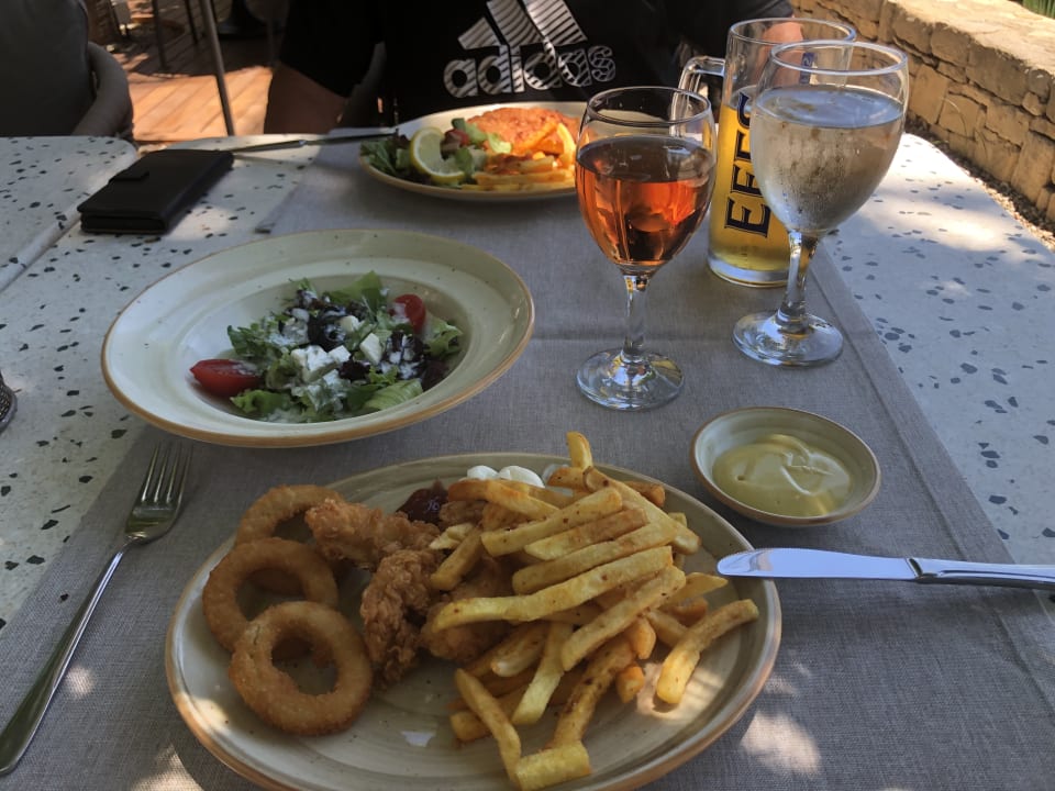 Gastro Melas Resort Hotel