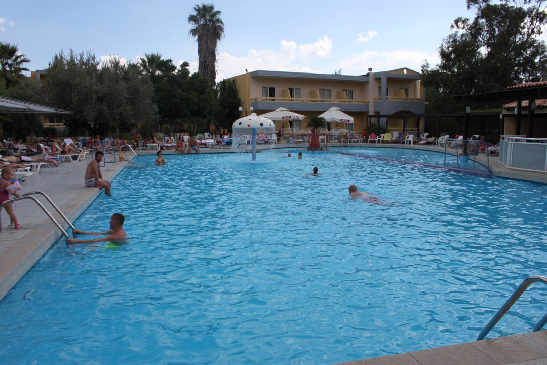 Basen Hotel Golden Odyssey