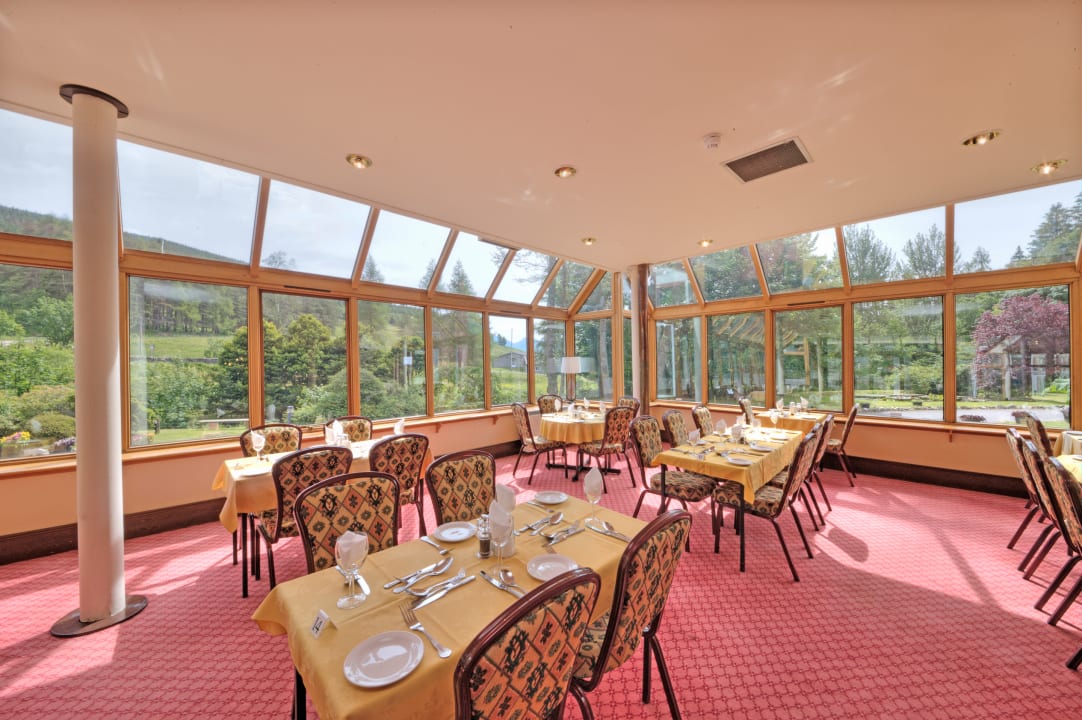 Gastro Muthu Royal Hotel