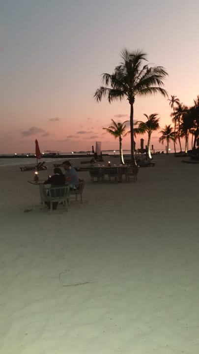 Strand Kuredu Island Resort & Spa