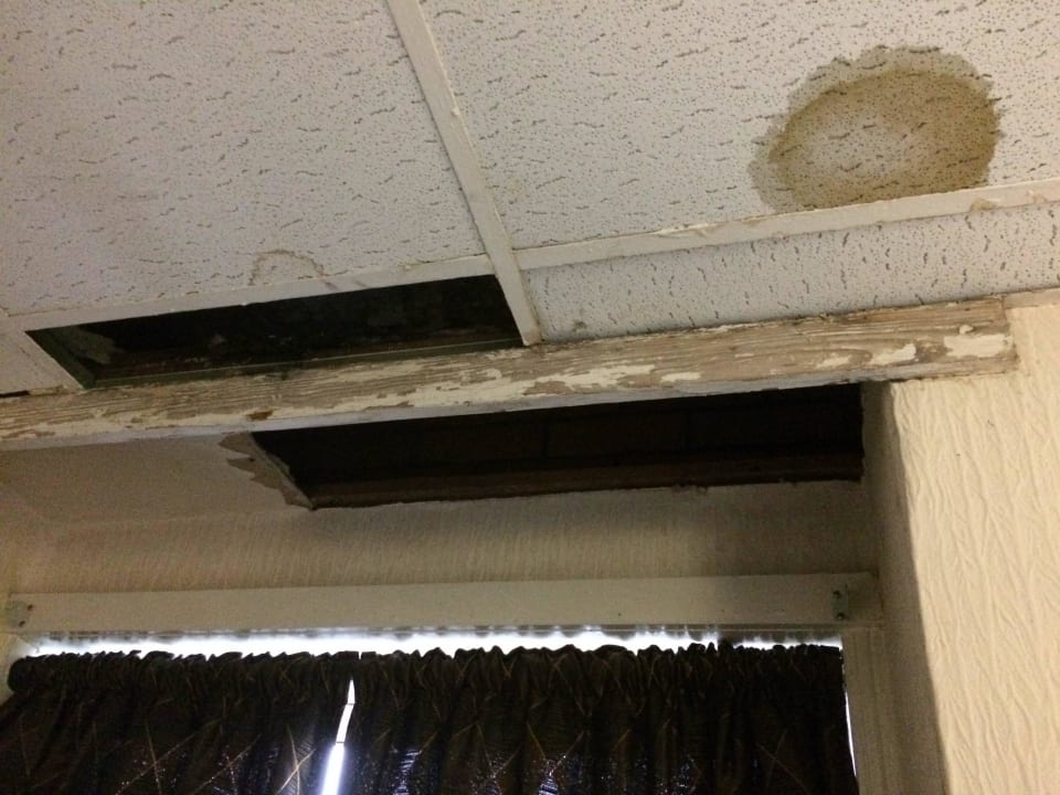 Loch aus dem es getropft hat St Enoch Hotel