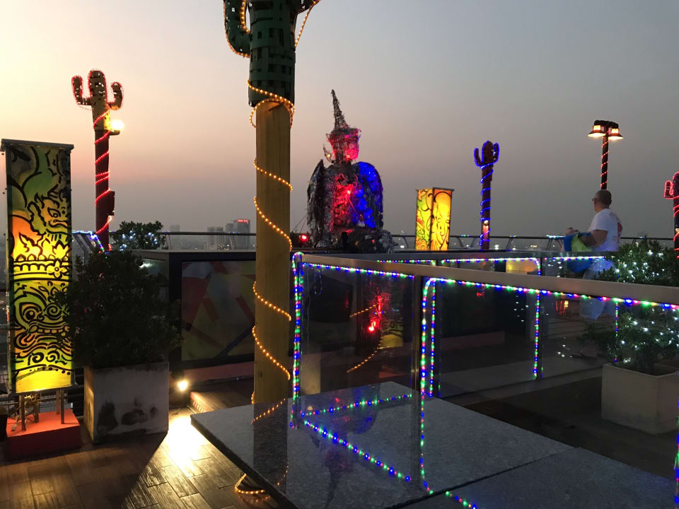 Dachterrasse im 25. Stock  Siam@Siam Design Hotel Bangkok