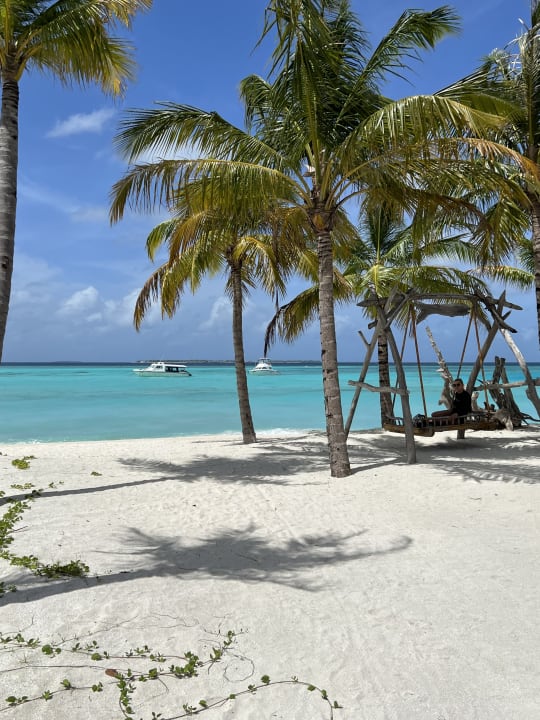 Strand Kuredhivaru Resort and Spa, Maldives