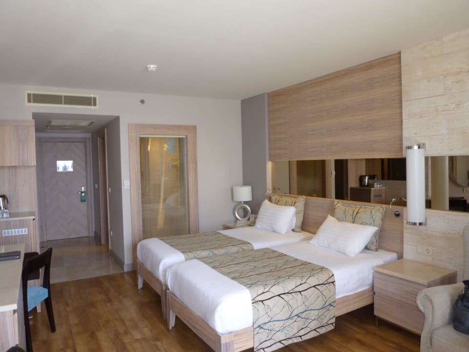 Unser Zimmer. Melas Resort Hotel